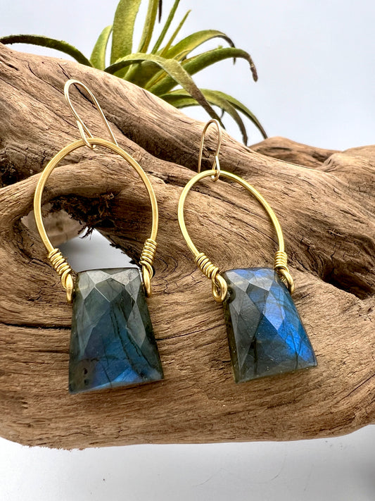 Call me Indigo | Hammered Omega Hoops with Flashy Labradorite